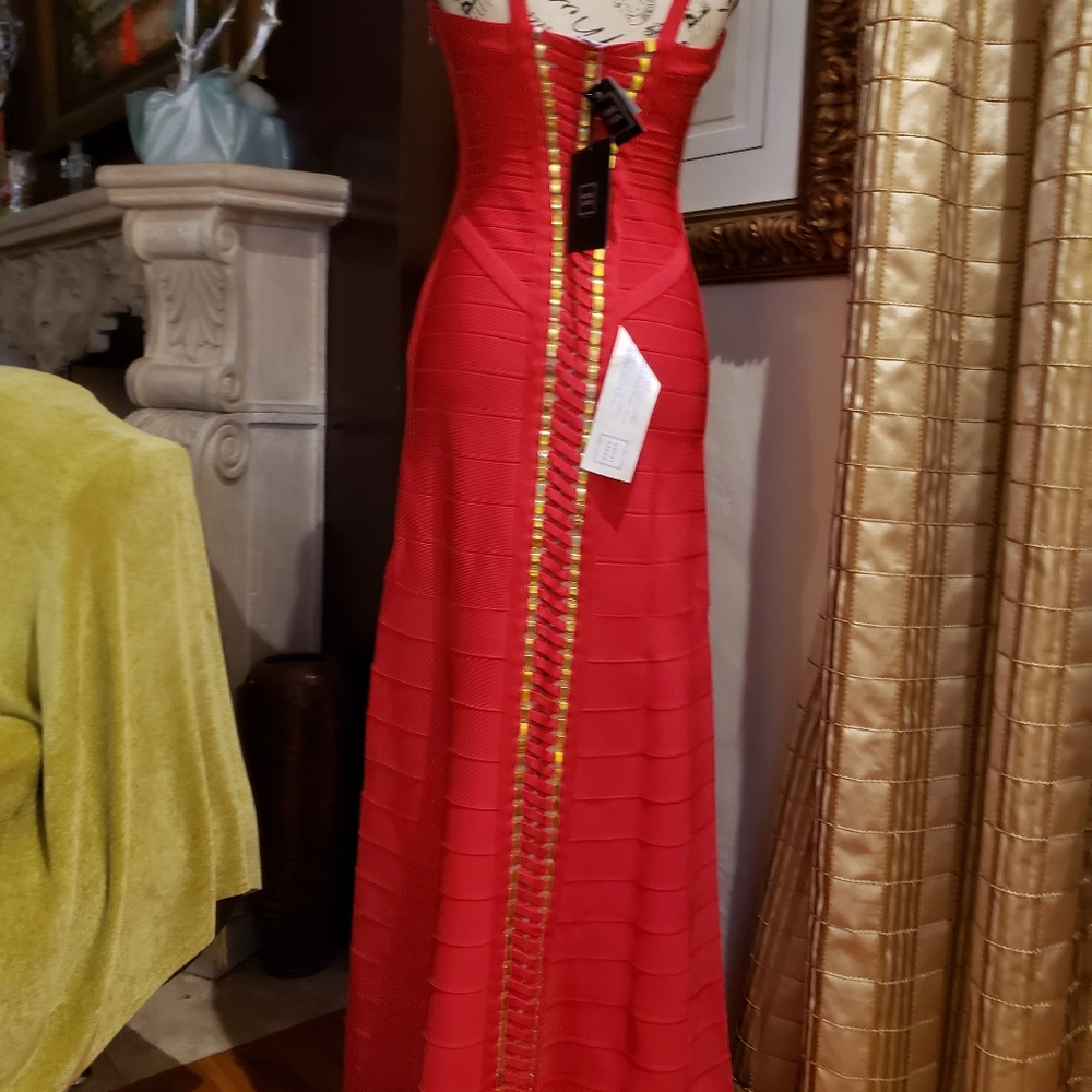 Dress - Picture 2 of 3